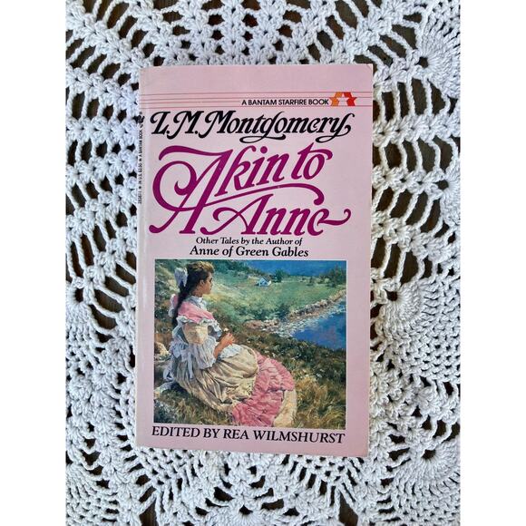 Akin to Anne: L.M. Montgomery Tales, 1989 Vintage Paperback - Picture 1 of 4
